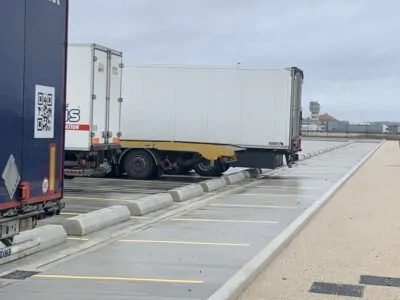 BLOC ROUES POUR CAMION